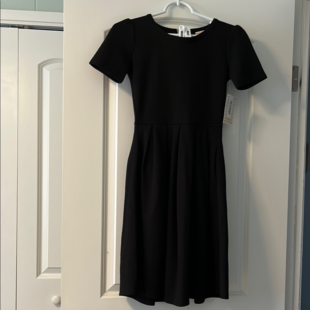 Elegant Black Dress